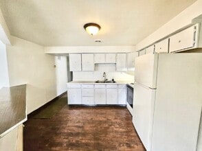 415 N 4th St in Clairton, PA - Building Photo - Building Photo