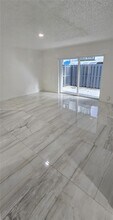 11140 SW 196th St in Cutler Bay, FL - Foto de edificio - Building Photo