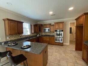 1721 Shoal Creek Ln in Collierville, TN - Building Photo - Building Photo