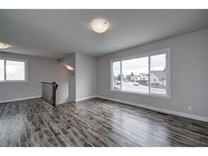 116 Castlebrook Way NE in Calgary, AB - Building Photo - Building Photo