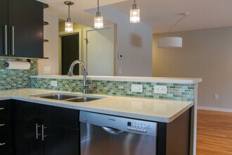 1201 Balsam Ave, Unit 204 in Boulder, CO - Building Photo - Building Photo