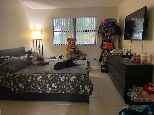 7070 NW 179th St in Hialeah, FL - Building Photo - Building Photo