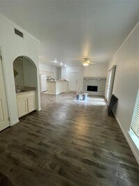 2425 Augusta Dr photo'