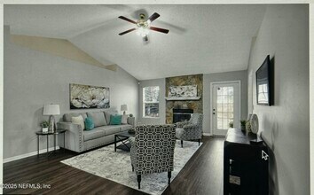 3317 Cancun Dr E in Jacksonville, FL - Building Photo - Building Photo