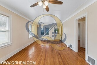 2524 Tyrone St in Flint, MI - Building Photo - Building Photo