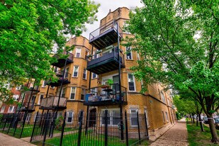 5255 N Rockwell St in Chicago, IL - Building Photo