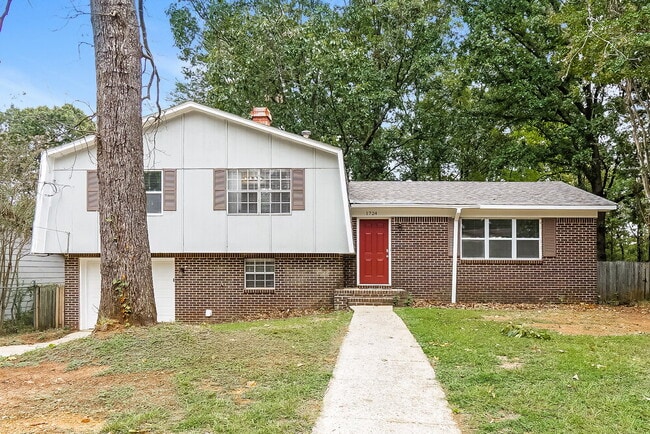 1724 Sonia Dr