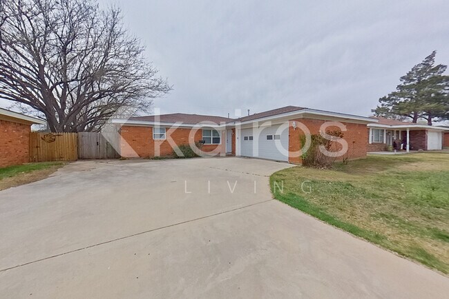 property at 3614 Carson Dr