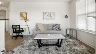 909 Mansion Dr in Frederick, MD - Building Photo