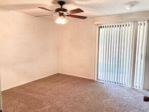 562-564 Jocelyn Dr in Loveland, CO - Building Photo - Building Photo