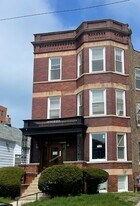 7817 S South Shore Dr in Chicago, IL - Building Photo