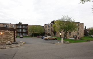 Cedar Cliff Village Apartments