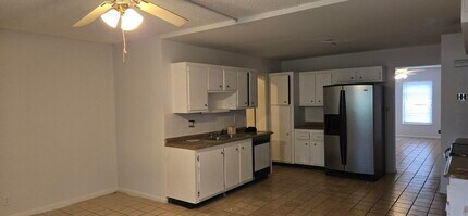 3177 Coral Hills Dr in Coral Springs, FL - Building Photo - Building Photo