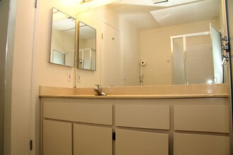 3300 Wolcott Common in Fremont, CA - Building Photo - Building Photo