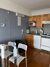 1113 Commonwealth Ave, Unit 21 in Boston, MA - Building Photo - Building Photo