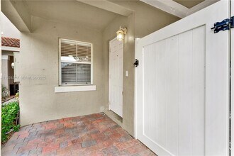 5411 SW 125th Terrace in Miramar, FL - Building Photo - Building Photo