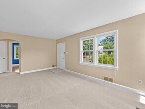 404 S George Mason Dr in Arlington, VA - Building Photo - Building Photo