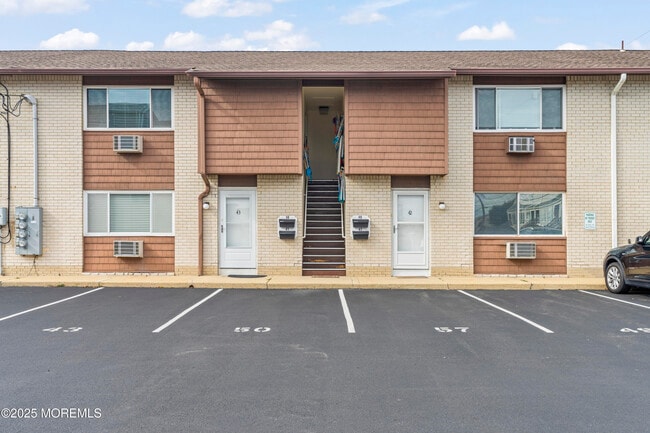 property at 49 Osborne Pl