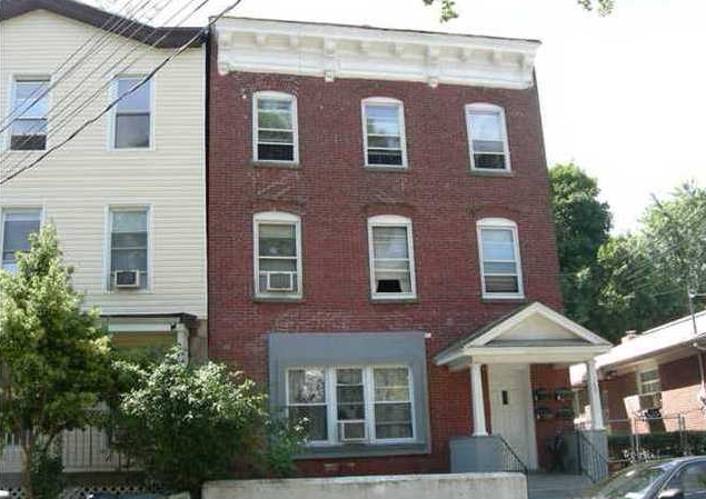 160 Fillmore St in Staten Island, NY - Building Photo