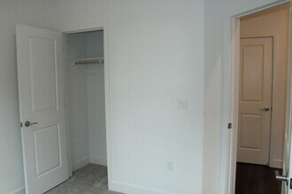 405 Mystic Ln in Pittsburg, CA - Building Photo - Building Photo