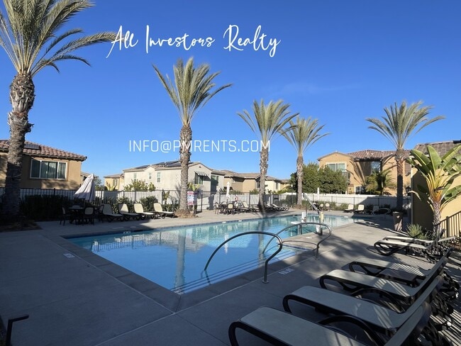 1234 Via Candelas in Oceanside, CA - Building Photo - Building Photo