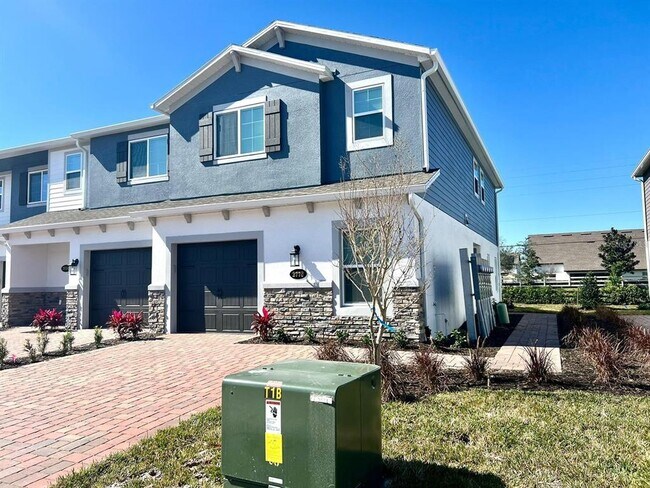 2778 Narcoossee Cmns Wy in St. Cloud, FL - Building Photo - Building Photo