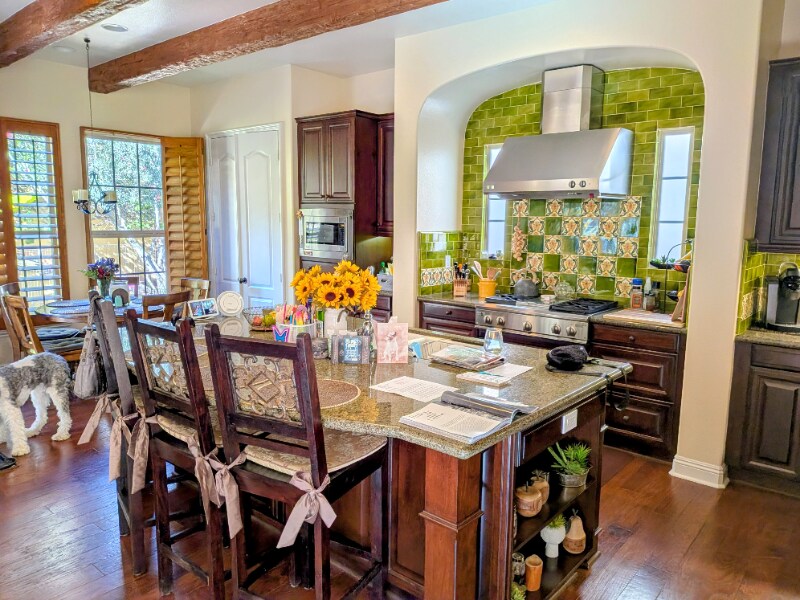 1357 Ginger Glen Rd in San Diego, CA - Building Photo