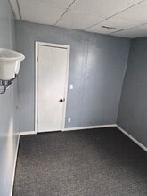 1822 Guilderland Ave, Unit 2 floor back apt in Schenectady, NY - Foto de edificio - Building Photo