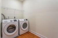 1405 N Sydenham St photo'