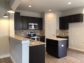 1026 Sierra Vista Ct in Midlothian, TX - Building Photo - Building Photo