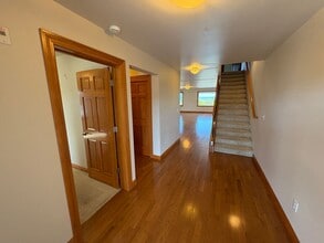 3706 Portage Ln in Anacortes, WA - Building Photo - Building Photo