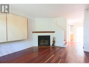 1160 E Pender St in Vancouver, BC - Building Photo - Building Photo