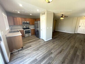 10910 E Wier Ave in Mesa, AZ - Foto de edificio - Building Photo