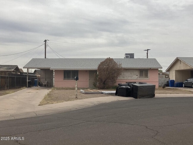 property at 4641 S 17th Pl