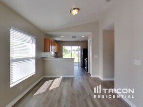 8502 Deer Chase Dr in Riverview, FL - Building Photo - Building Photo