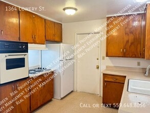 1364 Lowery St in Porterville, CA - Foto de edificio - Building Photo