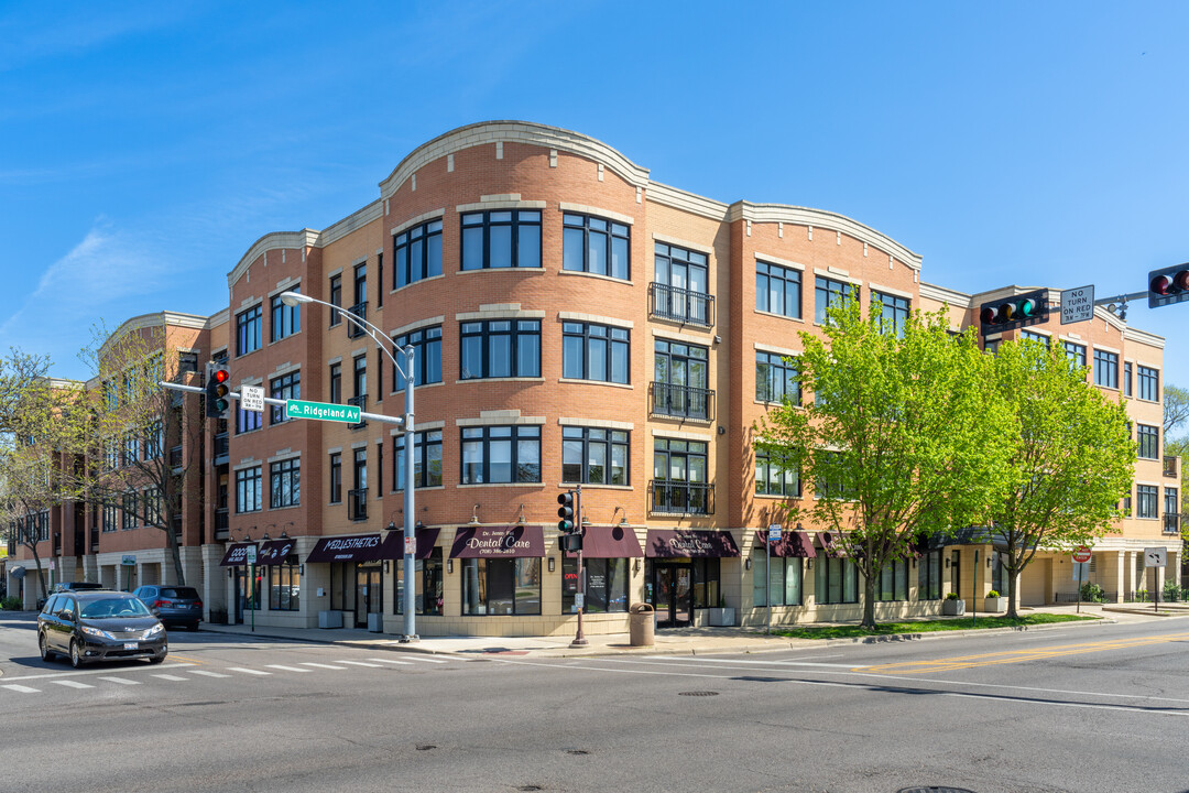 Ridgeland Condominiums in Oak Park, IL - Foto de edificio