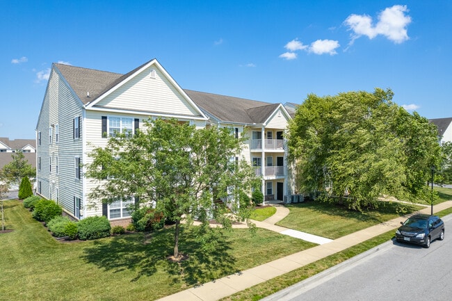 Cannon & Westover Apartment Homes in Dover, DE - Foto de edificio - Building Photo