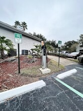 2516 Grassy Point Dr in Lake Mary, FL - Building Photo - Building Photo