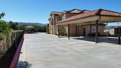 1378 Patricia Ave in Simi Valley, CA - Building Photo - Building Photo