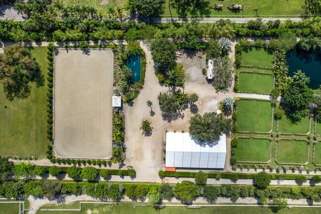 1754 B Rd in Loxahatchee, FL - Building Photo - Building Photo