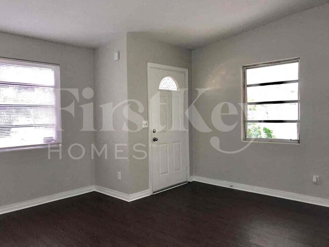 2706 Lorna Rd in Jacksonville, FL - Building Photo - Building Photo