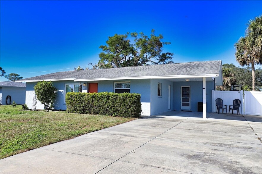 842 Mohawk Rd, Unit 2406 in Venice, FL - Building Photo