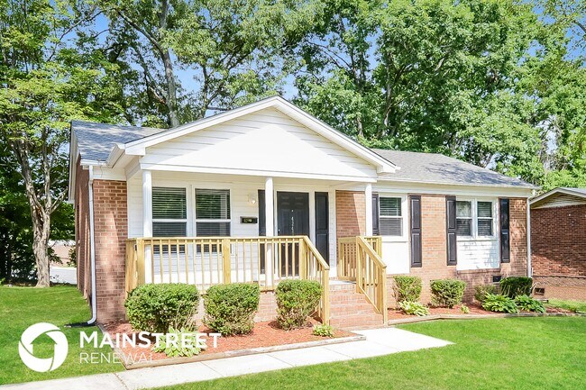 4240 Cody Dr in Winston-Salem, NC - Building Photo - Building Photo