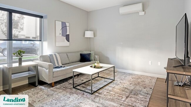 5040 Linbar Dr, Unit 105 in Nashville, TN - Building Photo - Building Photo