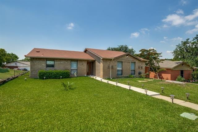 2625 Briar Hill Dr in Carrollton, TX - Building Photo - Building Photo