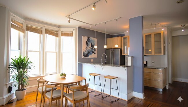 14 Africa St, Unit #2 in Providence, RI - Building Photo - Building Photo