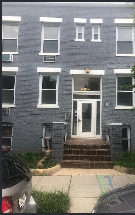 1020 Fairmont St NW in Washington, DC - Building Photo