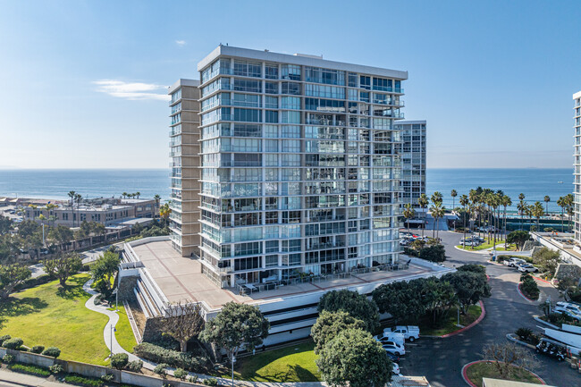 El Mirador Tower in Coronado, CA - Building Photo - Building Photo