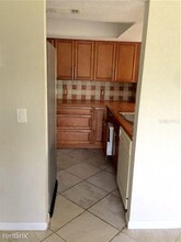 4559 Lakeway Dr-Unit -# 3806 in Orlando, FL - Foto de edificio - Building Photo